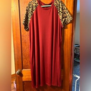 Women’s Plus Size Dress